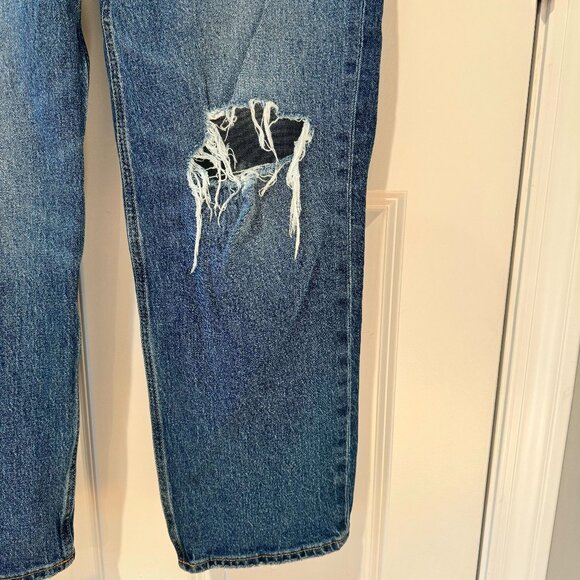Mid Rise Boyfriend Loose‎ Medium Wash Jeans - Size 4 - Picture 2 of 4